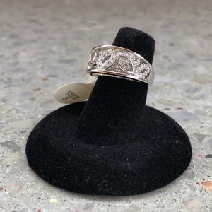 Sterling Silver - CZ - Size 6 - NWT